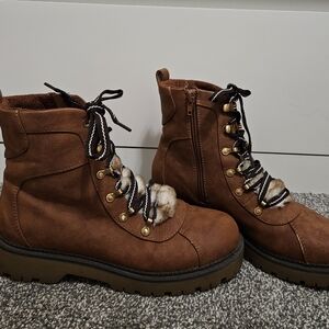 Brown Lace-Up Ankle Combat Boots 7.5